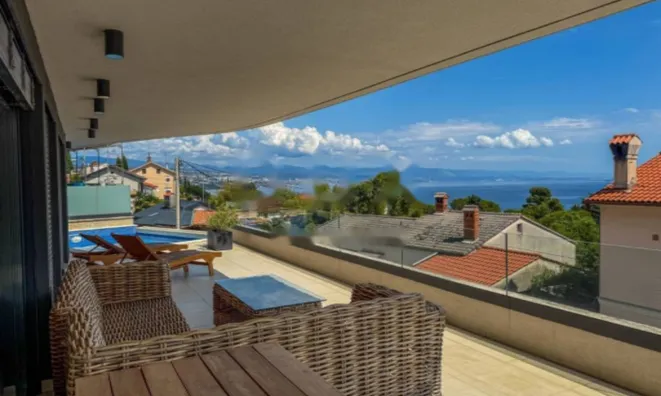 Недвижимость Четырехкомнатная квартира ЦАО: 1