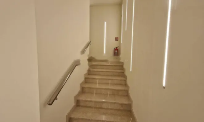 Недвижимость Четырехкомнатная Квартира в Центре: 13