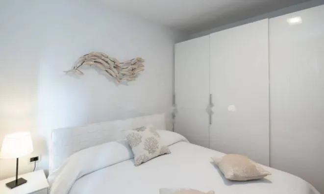 Недвижимость Трёхкомнатная квартира, Центр: 19