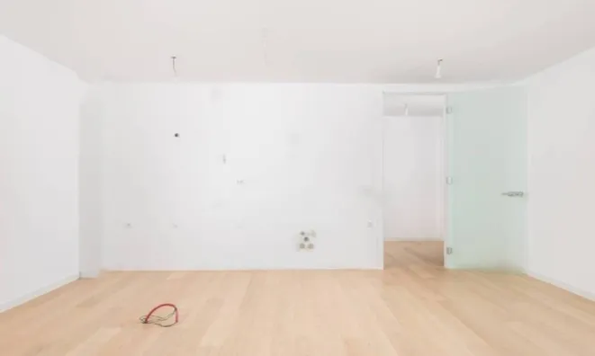 Недвижимость Трёхкомнатная квартира, Центр: 5