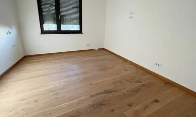 Недвижимость Трёхкомнатная квартира Центр: 19