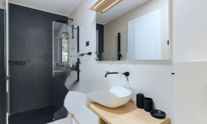 Недвижимость Трёхкомнатная квартира в центре: 7