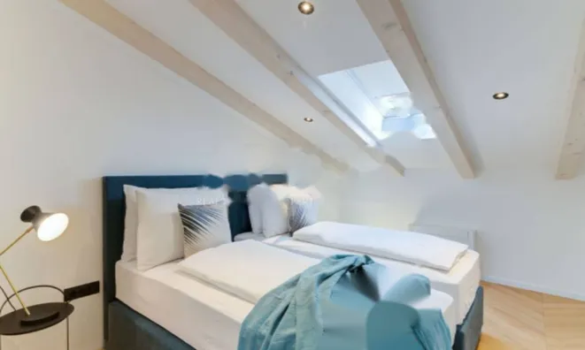 Недвижимость Трёхкомнатная квартира в центре: 11