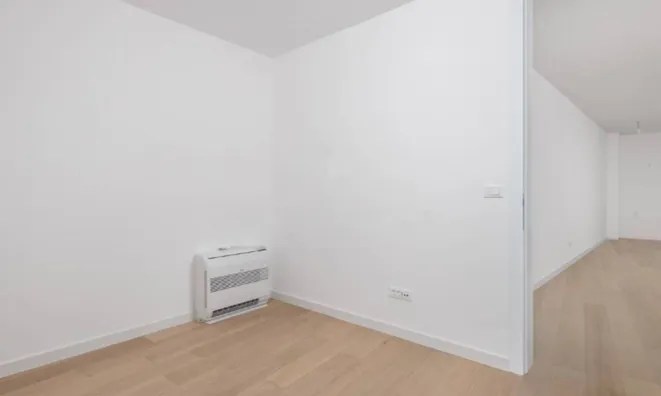 Недвижимость Трёхкомнатная квартира Центр: 19