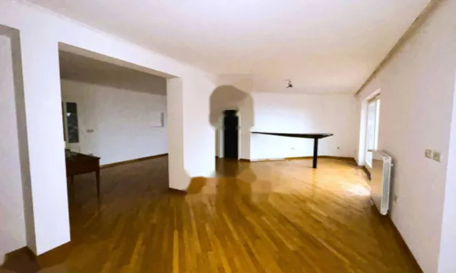 Недвижимость Семейный дом 414 м² в Побри: 2