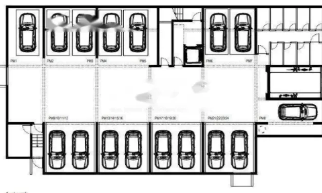 Недвижимость Трехкомнатная квартира в центре: 12
