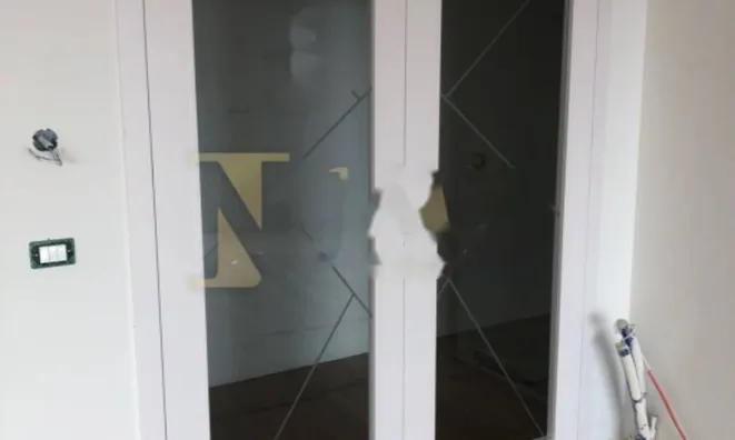 Недвижимость Четырехкомнатная квартира, Центр: 12