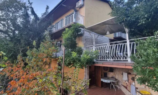 Недвижимость Семейный дом 240 м², Запад, Опатия: 1