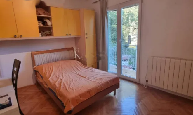 Недвижимость Семейный дом 240 м², Запад, Опатия: 16