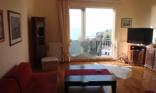 Недвижимость Трехкомнатная квартира в Опатии: 11