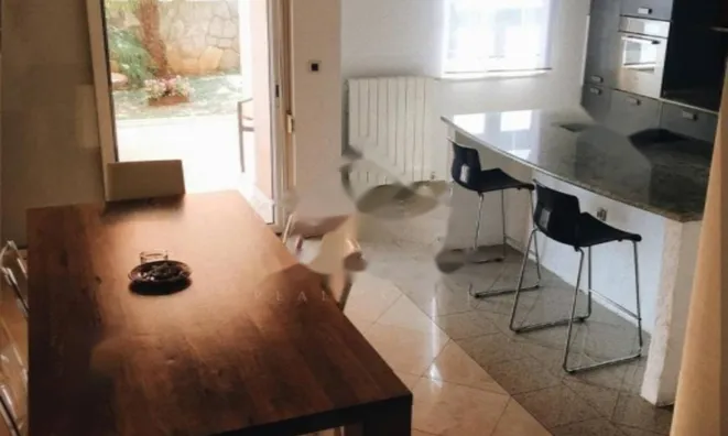 Недвижимость Трехкомнатная квартира в Опатии: 13