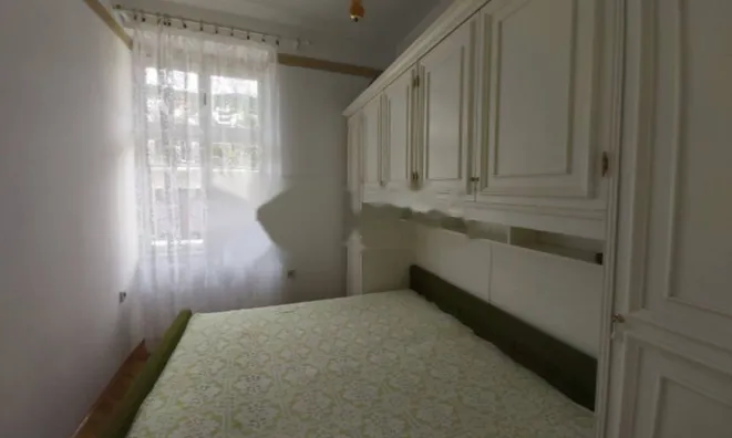 Недвижимость Двухкомнатная квартира в центре: 10