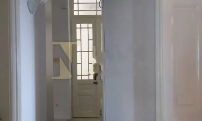 Недвижимость Двухкомнатная квартира в центре: 12