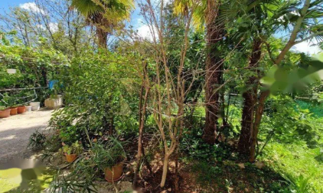 Недвижимость Двухкомнатная квартира в центре: 17