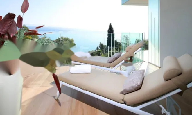 Недвижимость Двухкомнатная квартира, центр: 3