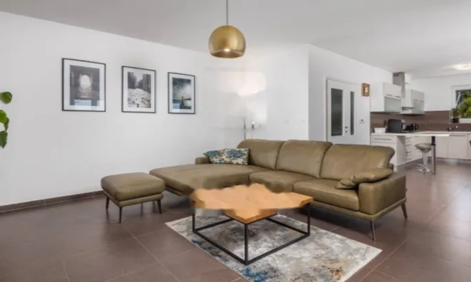 Недвижимость Семейный дом 192 м², Запад, Опатия: 2