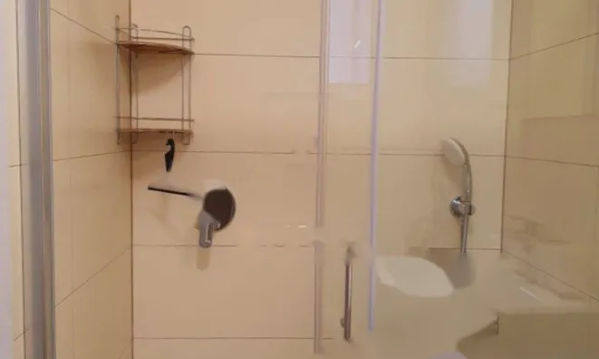 Недвижимость Двухкомнатная квартира Центр: 5