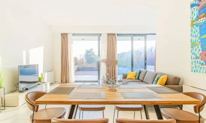 Недвижимость Четырехкомнатная квартира, Запад, Опатия: 1