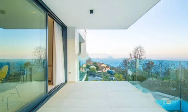 Недвижимость Четырехкомнатная квартира, Запад, Опатия: 11