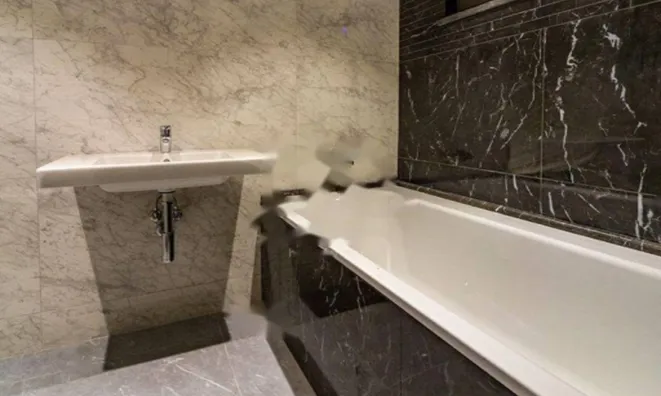 Недвижимость Трехкомнатная квартира в центре: 14