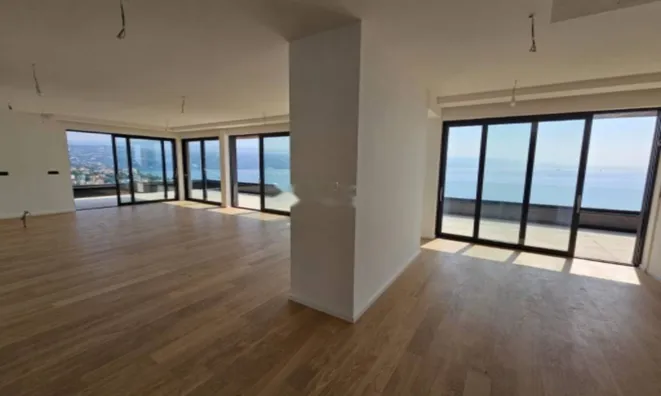 Недвижимость Апартаменты 302 м² в Центре: 8