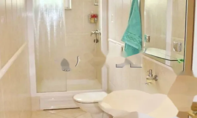 Недвижимость Трехкомнатная квартира Центр: 6