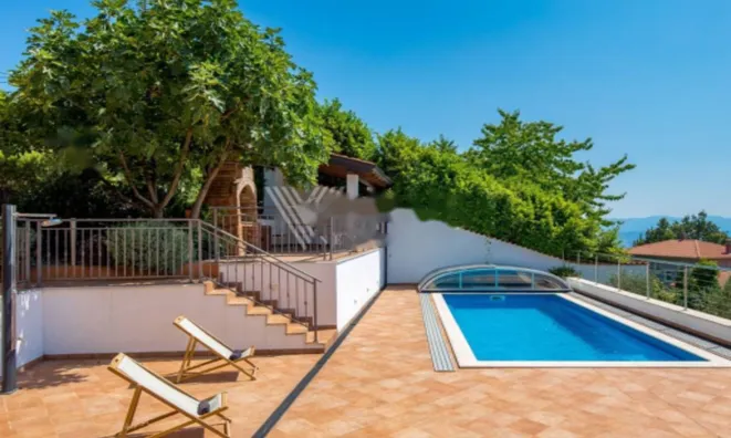 Недвижимость Семейный дом 200 м², Запад, Опатия: 11