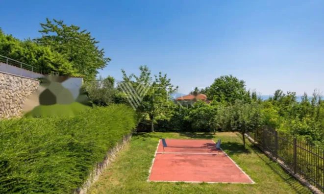 Недвижимость Семейный дом 200 м², Запад, Опатия: 13