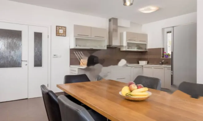 Недвижимость Семейный дом 200 м², Запад, Опатия: 31