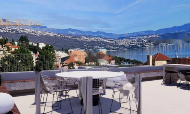 Недвижимость Четырехкомнатная квартира в центре Опатии: 11