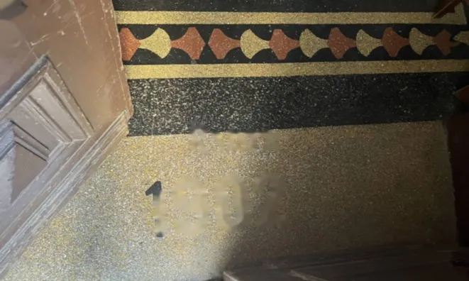 Недвижимость Трехкомнатная квартира в центре: 20