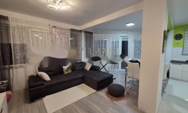 Недвижимость Четырехкомнатная квартира в Опатии: 1