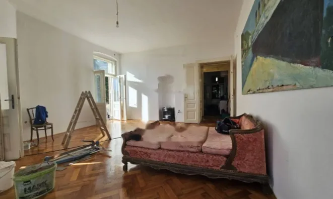 Недвижимость Трехкомнатная квартира в Центре: 6