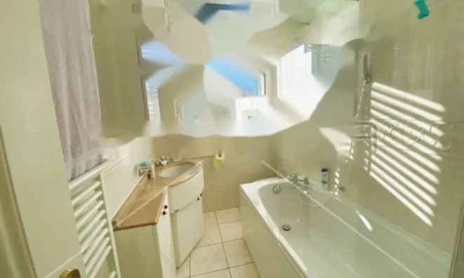 Недвижимость Трехкомнатная квартира в Центре: 8