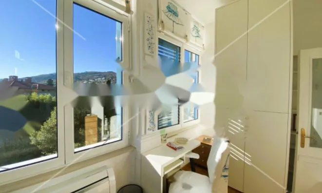 Недвижимость Трехкомнатная квартира в Центре: 9