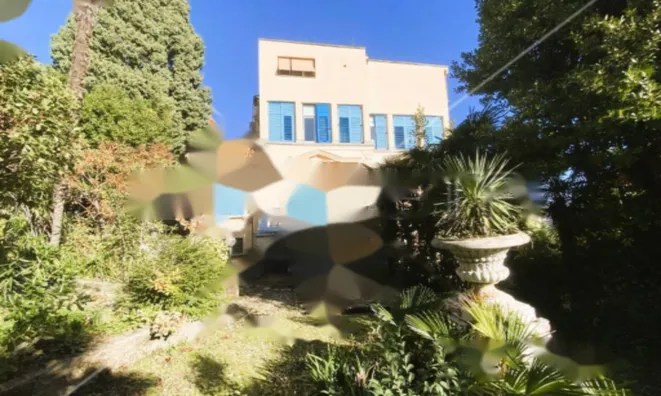 Недвижимость Трехкомнатная квартира в Центре: 25