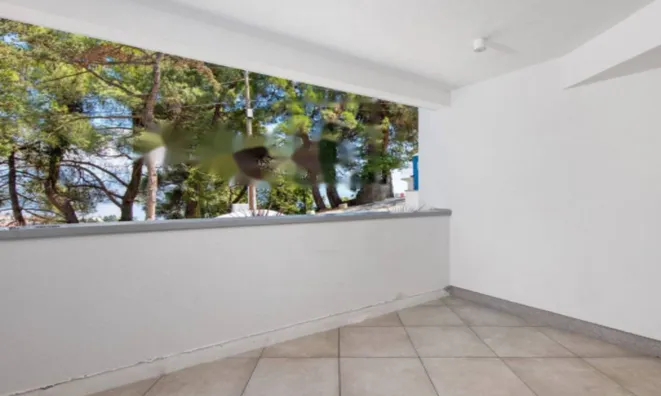 Недвижимость Трёхкомнатная квартира в Подрум: 1