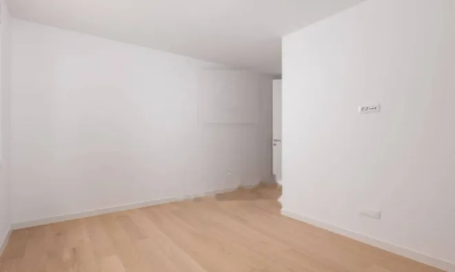 Недвижимость Трёхкомнатная квартира в Подрум: 15