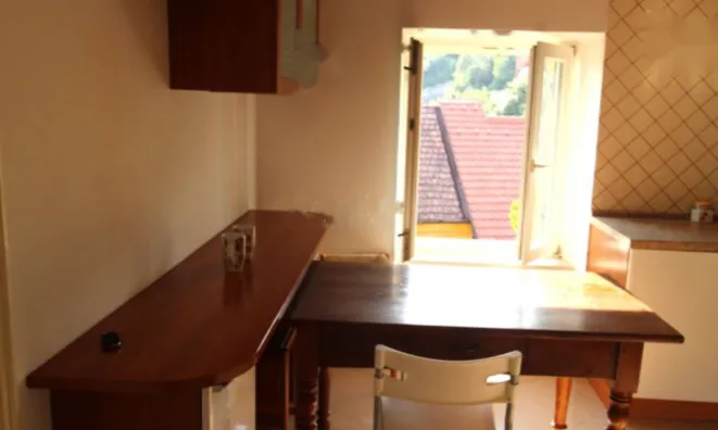 Недвижимость Двухкомнатная квартира Центр: 8