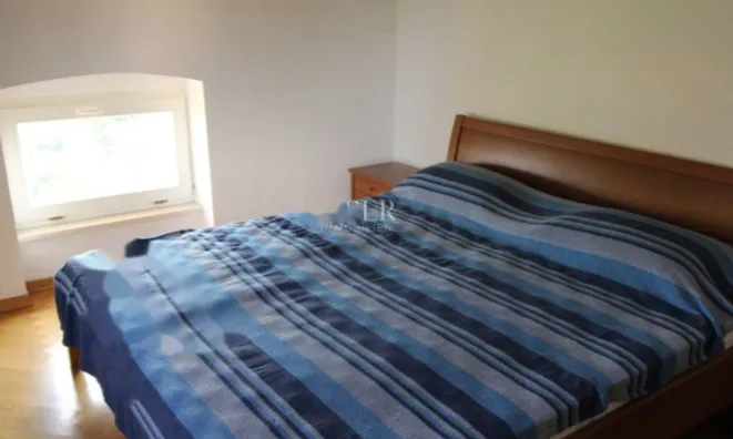 Недвижимость Двухкомнатная квартира Центр: 17