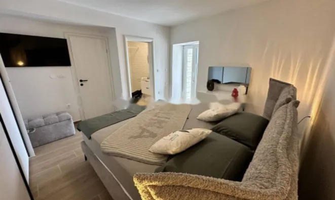 Недвижимость Семейная вилла в центре Опатии: 11