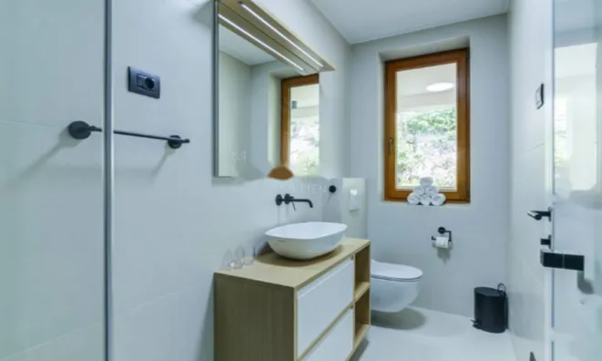 Недвижимость Двухкомнатная квартира Побри: 8