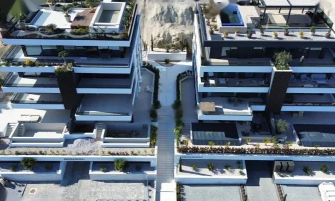 Недвижимость Четырехкомнатная квартира в Опатии: 1