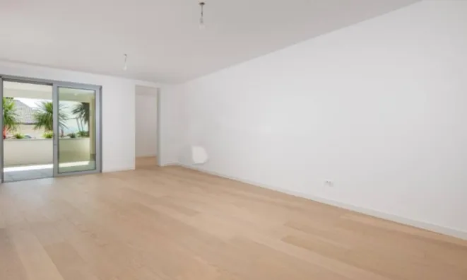 Недвижимость Трёхкомнатная квартира в центре: 5