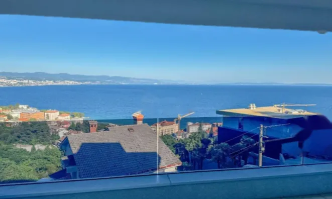 Недвижимость Трехкомнатная квартира Центр: 7