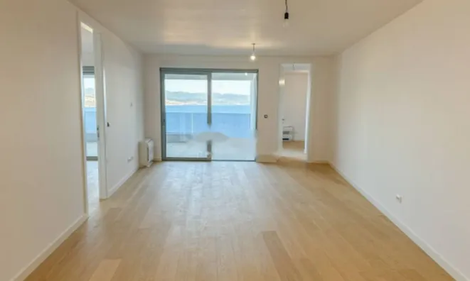 Недвижимость Трехкомнатная квартира Центр: 14