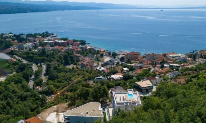 Недвижимость Трехкомнатная квартира Центр: 20