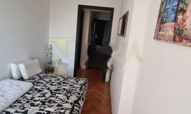 Недвижимость Трехкомнатная квартира в центре Опации: 8