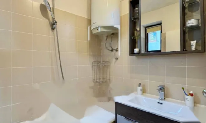 Недвижимость Четырехкомнатная квартира, Опатия: 8