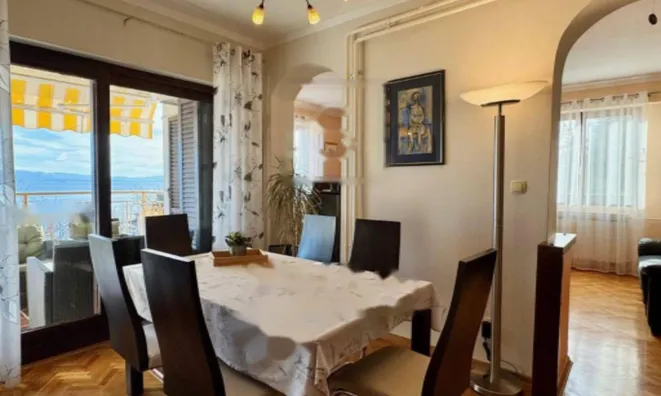 Недвижимость Четырехкомнатная квартира, Опатия: 10